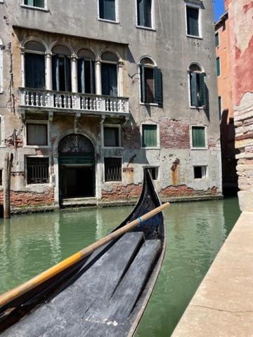 San Marco Apartment With Canal View Wenecja Zewnętrze zdjęcie