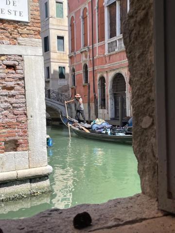 San Marco Apartment With Canal View Wenecja Zewnętrze zdjęcie